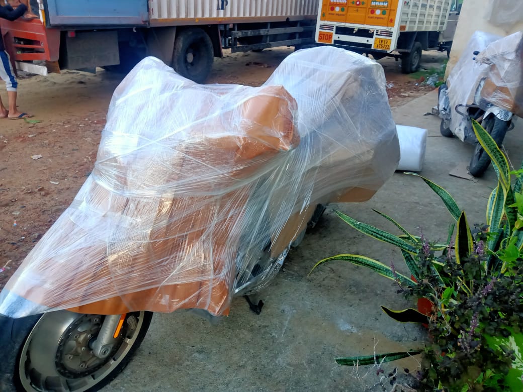 <br />
<b>Notice</b>:  Undefined variable: FetchPage in <b>/home/movingsolutions/public_html/company/home.php</b> on line <b>428</b><br />
<br />
<b>Notice</b>:  Trying to access array offset on value of type null in <b>/home/movingsolutions/public_html/company/home.php</b> on line <b>428</b><br />
 Slider