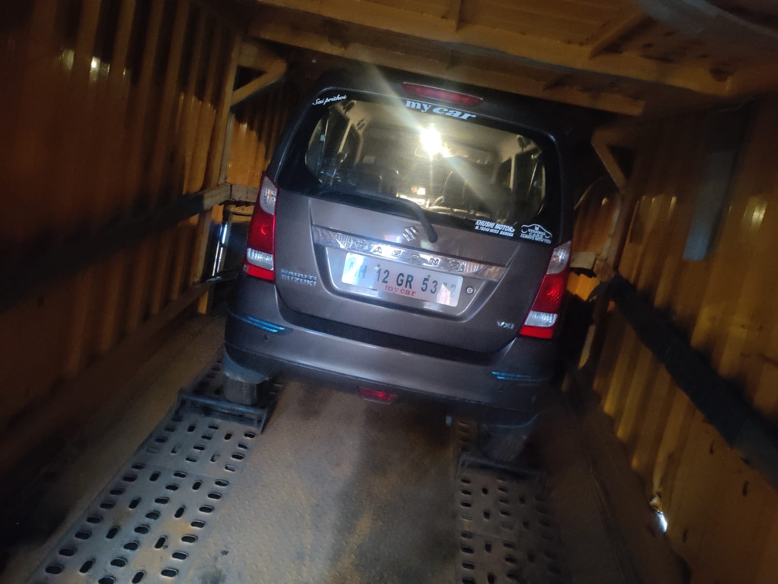 <br />
<b>Notice</b>:  Undefined variable: FetchPage in <b>/home/movingsolutions/public_html/company/home.php</b> on line <b>428</b><br />
<br />
<b>Notice</b>:  Trying to access array offset on value of type null in <b>/home/movingsolutions/public_html/company/home.php</b> on line <b>428</b><br />
 Slider