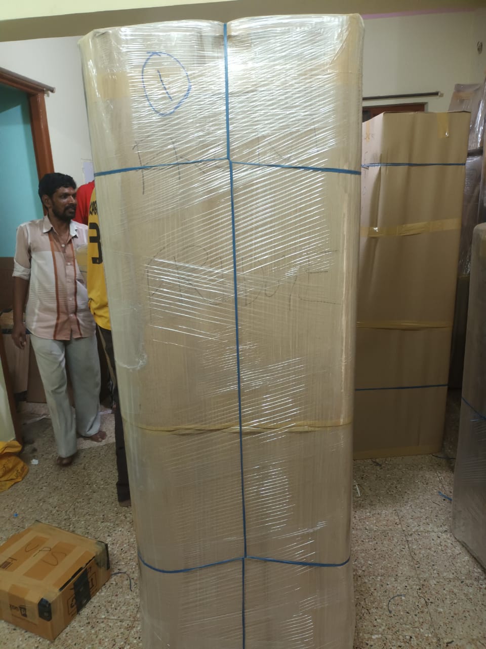 <br />
<b>Notice</b>:  Undefined variable: FetchPage in <b>/home/movingsolutions/public_html/company/home.php</b> on line <b>428</b><br />
<br />
<b>Notice</b>:  Trying to access array offset on value of type null in <b>/home/movingsolutions/public_html/company/home.php</b> on line <b>428</b><br />
 Slider