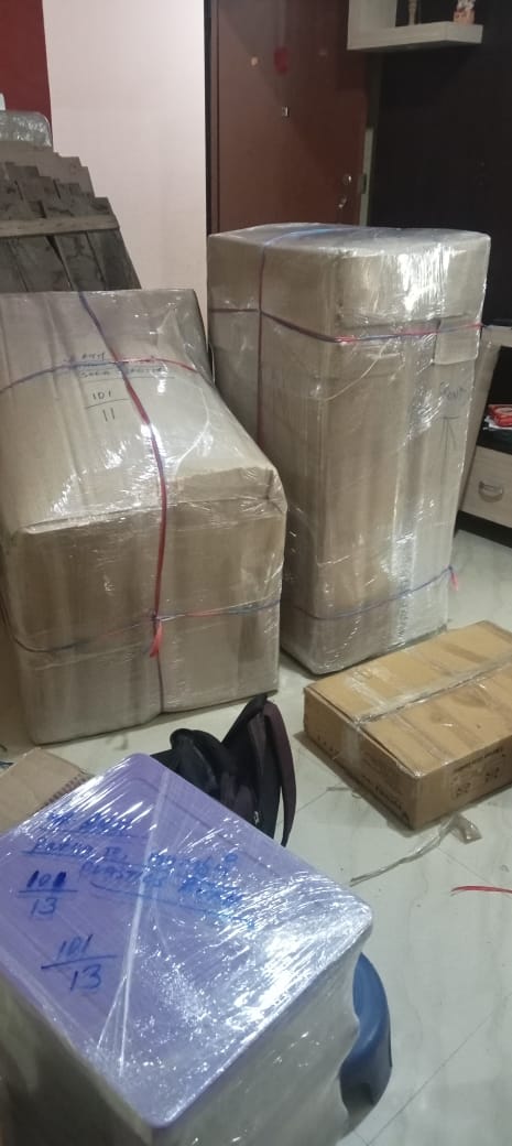 <br />
<b>Notice</b>:  Undefined variable: FetchPage in <b>/home/movingsolutions/public_html/company/home.php</b> on line <b>428</b><br />
<br />
<b>Notice</b>:  Trying to access array offset on value of type null in <b>/home/movingsolutions/public_html/company/home.php</b> on line <b>428</b><br />
 Slider