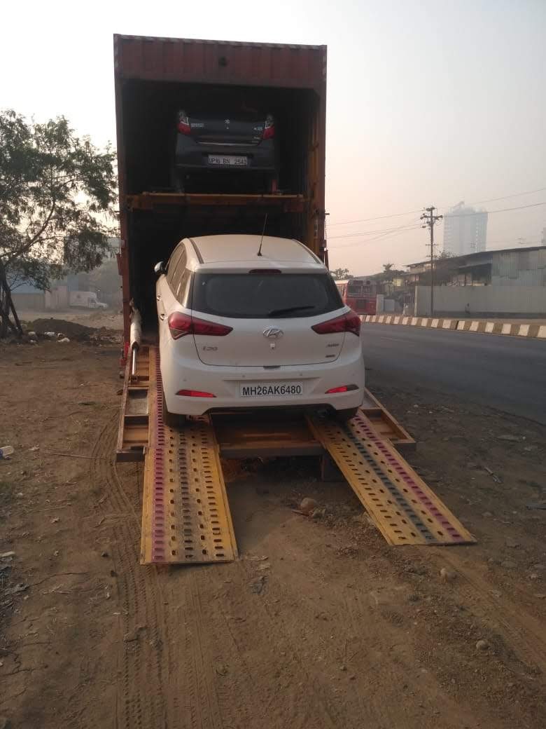 <br />
<b>Notice</b>:  Undefined variable: FetchPage in <b>/home/movingsolutions/public_html/company/home.php</b> on line <b>428</b><br />
<br />
<b>Notice</b>:  Trying to access array offset on value of type null in <b>/home/movingsolutions/public_html/company/home.php</b> on line <b>428</b><br />
 Slider