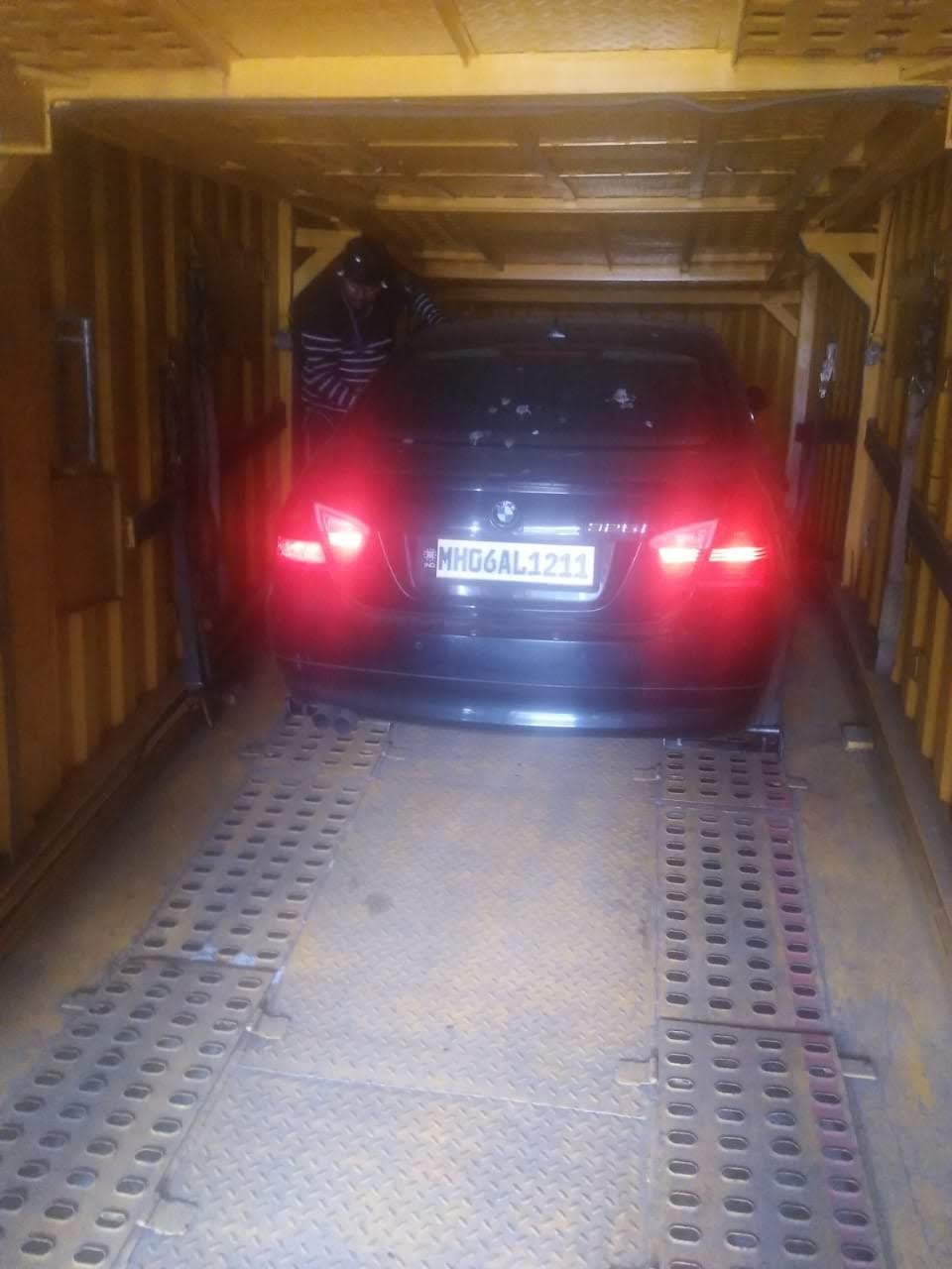 <br />
<b>Notice</b>:  Undefined variable: FetchPage in <b>/home/movingsolutions/public_html/company/home.php</b> on line <b>428</b><br />
<br />
<b>Notice</b>:  Trying to access array offset on value of type null in <b>/home/movingsolutions/public_html/company/home.php</b> on line <b>428</b><br />
 Slider