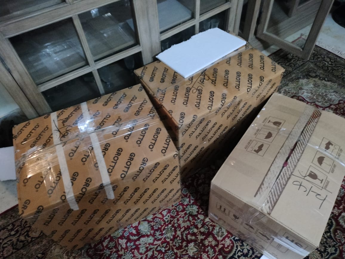 <br />
<b>Notice</b>:  Undefined variable: FetchPage in <b>/home/movingsolutions/public_html/company/home.php</b> on line <b>102</b><br />
<br />
<b>Notice</b>:  Trying to access array offset on value of type null in <b>/home/movingsolutions/public_html/company/home.php</b> on line <b>102</b><br />
 Banner