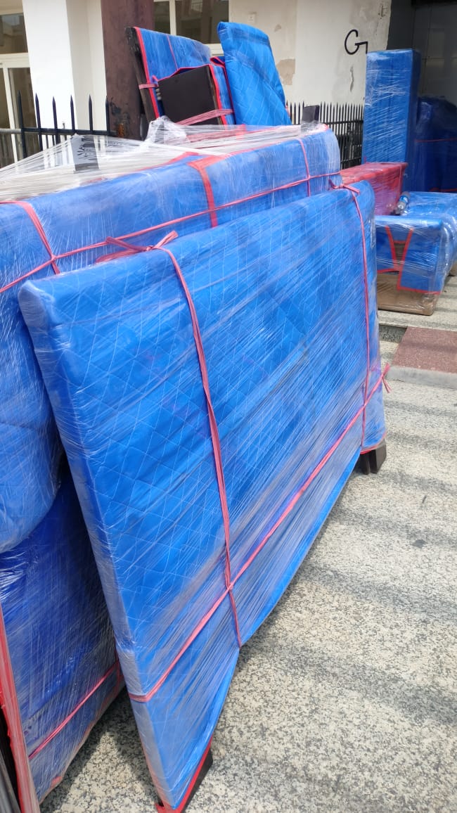 <br />
<b>Notice</b>:  Undefined variable: FetchPage in <b>/home/movingsolutions/public_html/company/home.php</b> on line <b>428</b><br />
<br />
<b>Notice</b>:  Trying to access array offset on value of type null in <b>/home/movingsolutions/public_html/company/home.php</b> on line <b>428</b><br />
 Slider