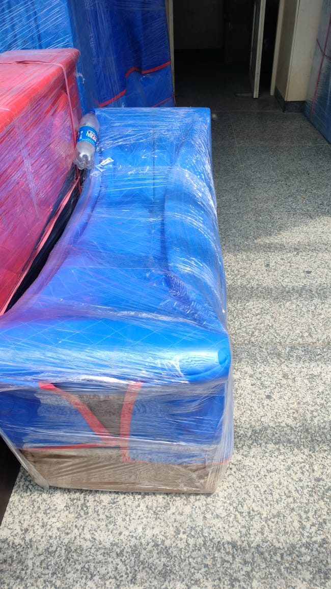 <br />
<b>Notice</b>:  Undefined variable: FetchPage in <b>/home/movingsolutions/public_html/company/home.php</b> on line <b>428</b><br />
<br />
<b>Notice</b>:  Trying to access array offset on value of type null in <b>/home/movingsolutions/public_html/company/home.php</b> on line <b>428</b><br />
 Slider