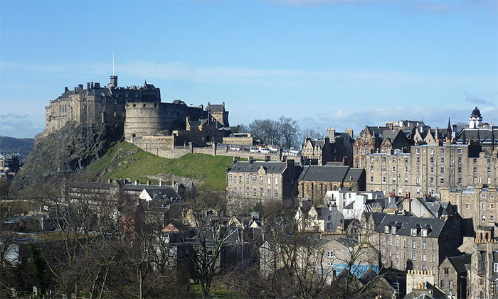 edinburgh-castle