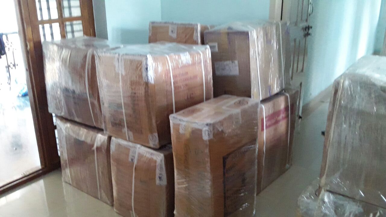 <br />
<b>Notice</b>:  Undefined variable: FetchPage in <b>/home/movingsolutions/public_html/company/home.php</b> on line <b>428</b><br />
<br />
<b>Notice</b>:  Trying to access array offset on value of type null in <b>/home/movingsolutions/public_html/company/home.php</b> on line <b>428</b><br />
 Slider