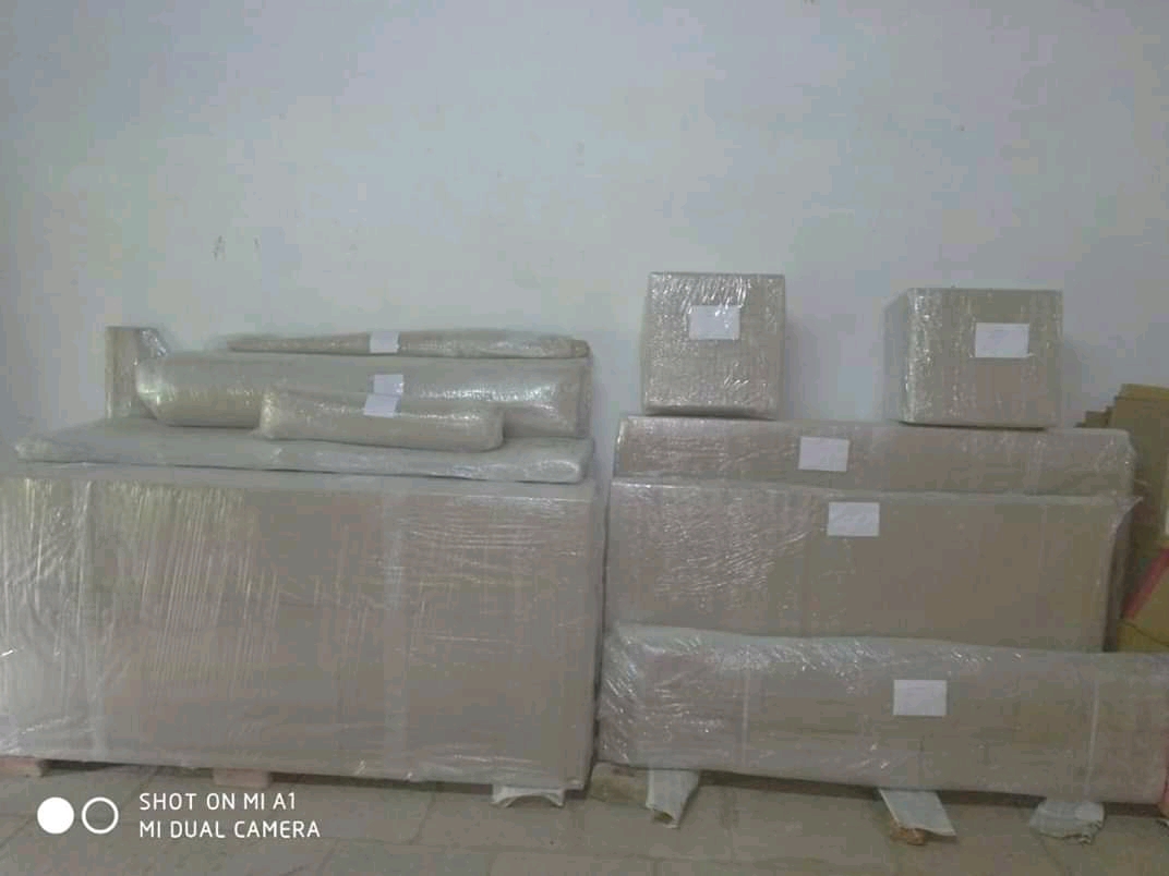 <br />
<b>Notice</b>:  Undefined variable: FetchPage in <b>/home/movingsolutions/public_html/company/home.php</b> on line <b>428</b><br />
<br />
<b>Notice</b>:  Trying to access array offset on value of type null in <b>/home/movingsolutions/public_html/company/home.php</b> on line <b>428</b><br />
 Slider