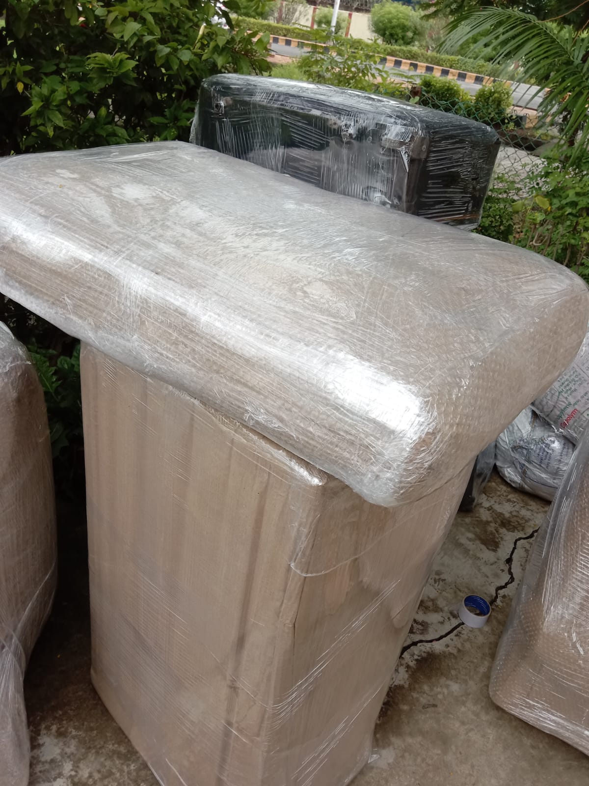 <br />
<b>Notice</b>:  Undefined variable: FetchPage in <b>/home/movingsolutions/public_html/company/home.php</b> on line <b>102</b><br />
<br />
<b>Notice</b>:  Trying to access array offset on value of type null in <b>/home/movingsolutions/public_html/company/home.php</b> on line <b>102</b><br />
 Banner