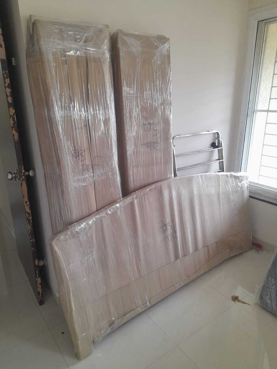 <br />
<b>Notice</b>:  Undefined variable: FetchPage in <b>/home/movingsolutions/public_html/company/home.php</b> on line <b>428</b><br />
<br />
<b>Notice</b>:  Trying to access array offset on value of type null in <b>/home/movingsolutions/public_html/company/home.php</b> on line <b>428</b><br />
 Slider