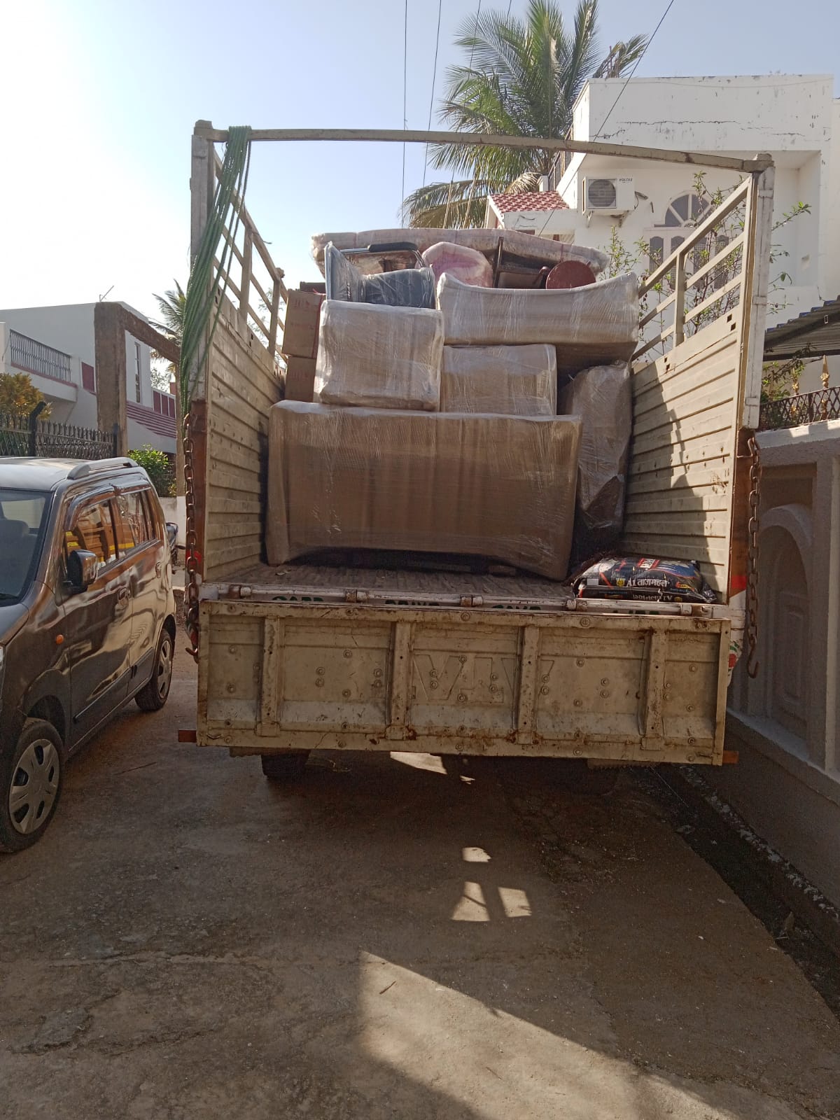 <br />
<b>Notice</b>:  Undefined variable: FetchPage in <b>/home/movingsolutions/public_html/company/home.php</b> on line <b>428</b><br />
<br />
<b>Notice</b>:  Trying to access array offset on value of type null in <b>/home/movingsolutions/public_html/company/home.php</b> on line <b>428</b><br />
 Slider