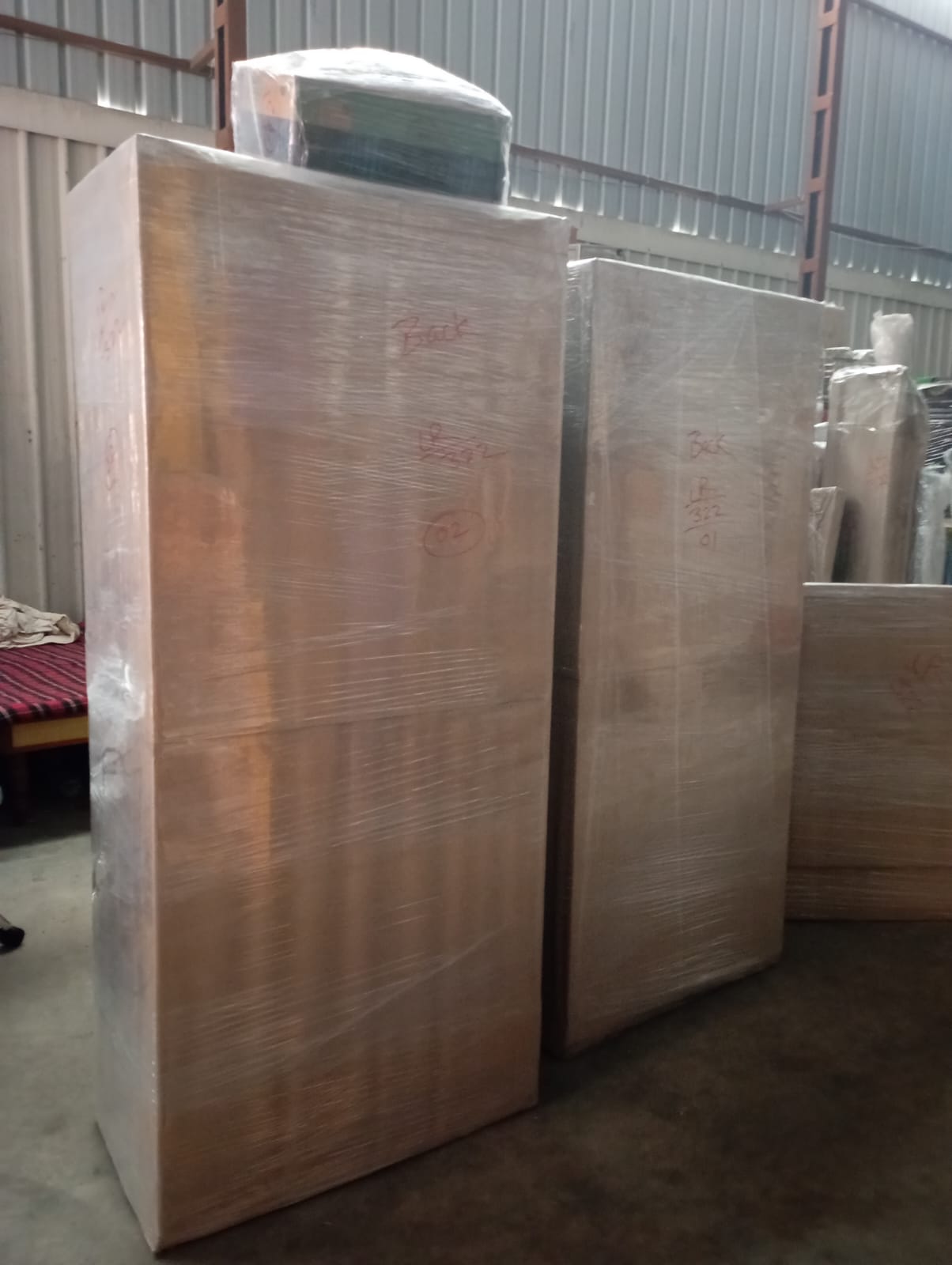 <br />
<b>Notice</b>:  Undefined variable: FetchPage in <b>/home/movingsolutions/public_html/company/home.php</b> on line <b>428</b><br />
<br />
<b>Notice</b>:  Trying to access array offset on value of type null in <b>/home/movingsolutions/public_html/company/home.php</b> on line <b>428</b><br />
 Slider