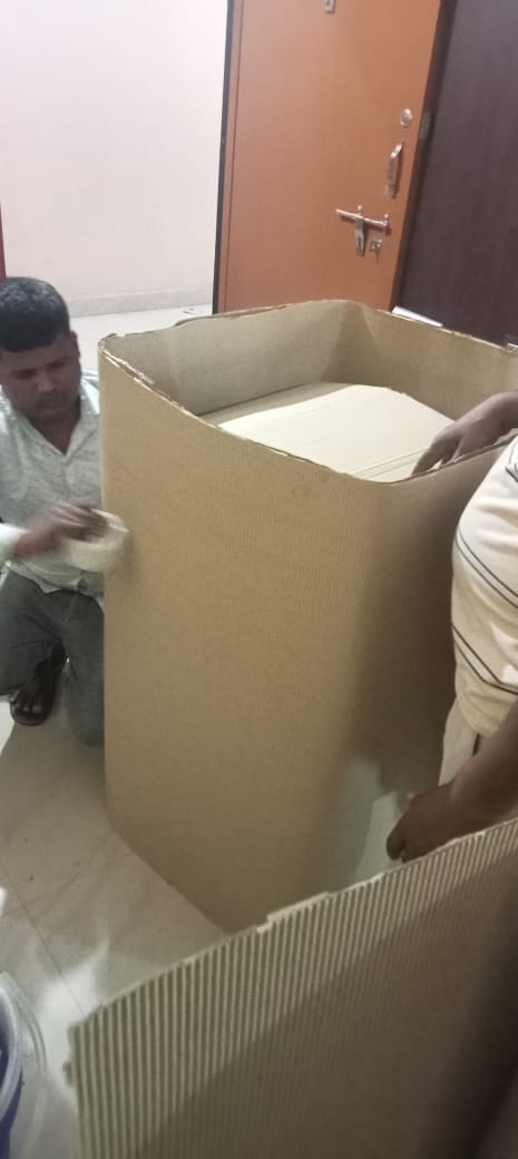 <br />
<b>Notice</b>:  Undefined variable: FetchPage in <b>/home/movingsolutions/public_html/company/home.php</b> on line <b>428</b><br />
<br />
<b>Notice</b>:  Trying to access array offset on value of type null in <b>/home/movingsolutions/public_html/company/home.php</b> on line <b>428</b><br />
 Slider