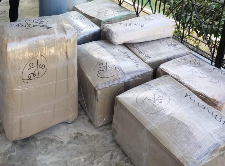 <br />
<b>Notice</b>:  Undefined variable: FetchPage in <b>/home/movingsolutions/public_html/company/home.php</b> on line <b>428</b><br />
<br />
<b>Notice</b>:  Trying to access array offset on value of type null in <b>/home/movingsolutions/public_html/company/home.php</b> on line <b>428</b><br />
 Slider