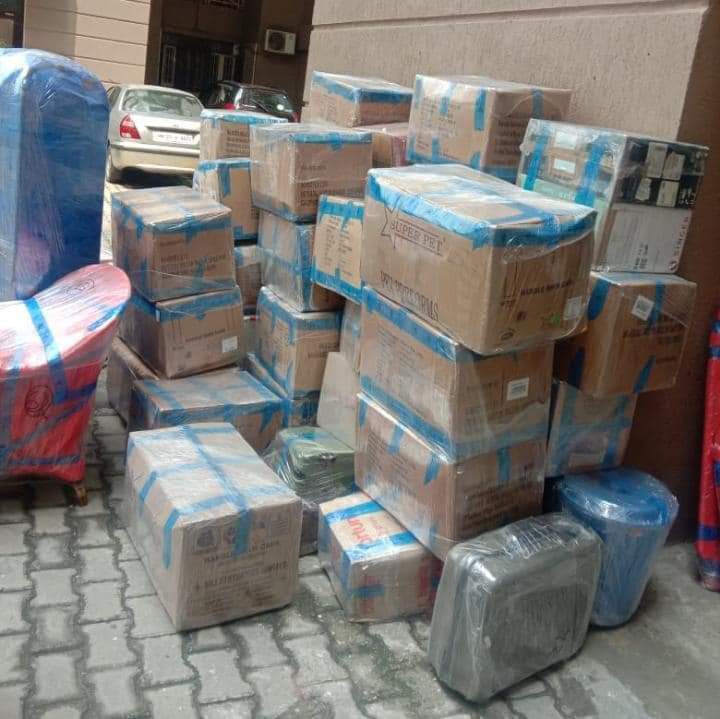 <br />
<b>Notice</b>:  Undefined variable: FetchPage in <b>/home/movingsolutions/public_html/company/home.php</b> on line <b>428</b><br />
<br />
<b>Notice</b>:  Trying to access array offset on value of type null in <b>/home/movingsolutions/public_html/company/home.php</b> on line <b>428</b><br />
 Slider