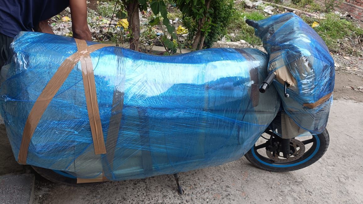 <br />
<b>Notice</b>:  Undefined variable: FetchPage in <b>/home/movingsolutions/public_html/company/home.php</b> on line <b>428</b><br />
<br />
<b>Notice</b>:  Trying to access array offset on value of type null in <b>/home/movingsolutions/public_html/company/home.php</b> on line <b>428</b><br />
 Slider